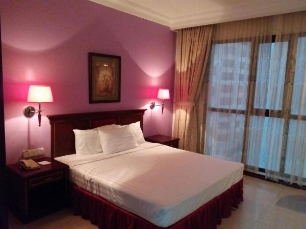 Taj Plaza Hotel image 10